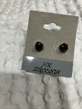 HK Zirconia Black Stud Earrings